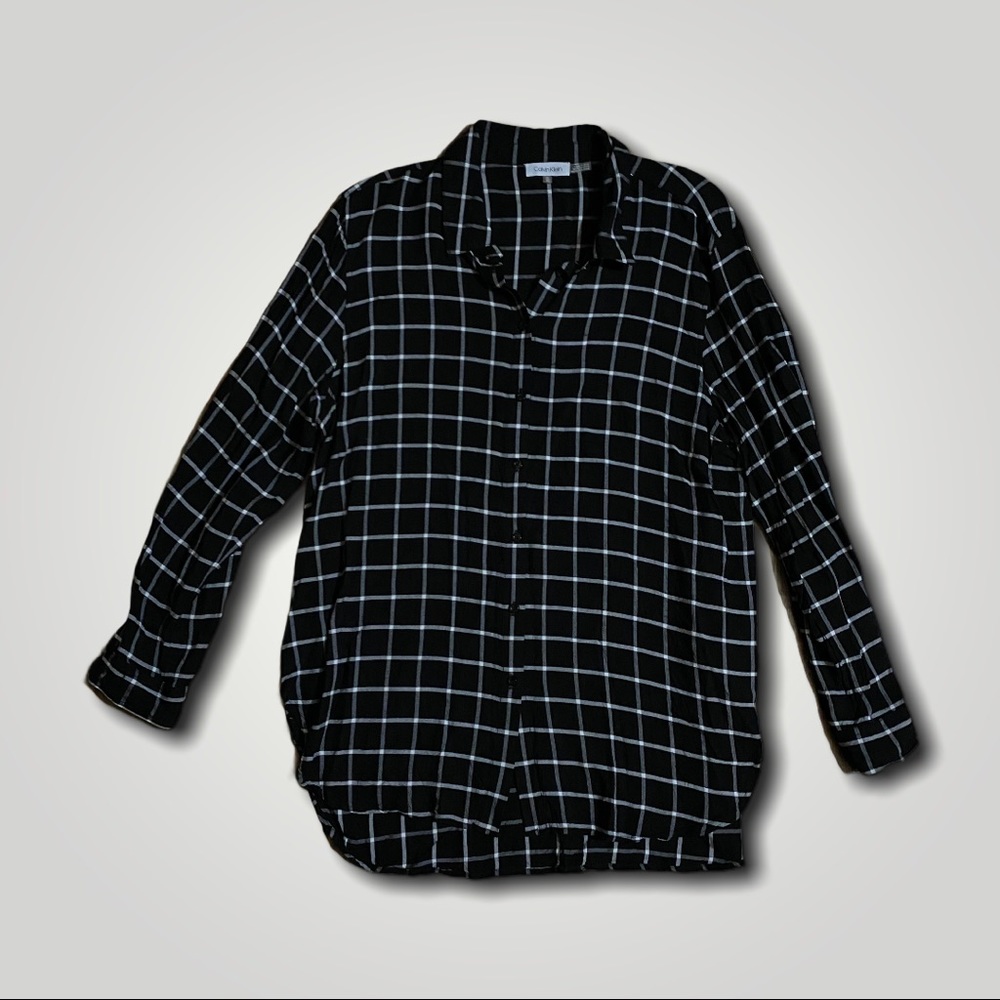 CALVIN KLEIN black and white button down size XL